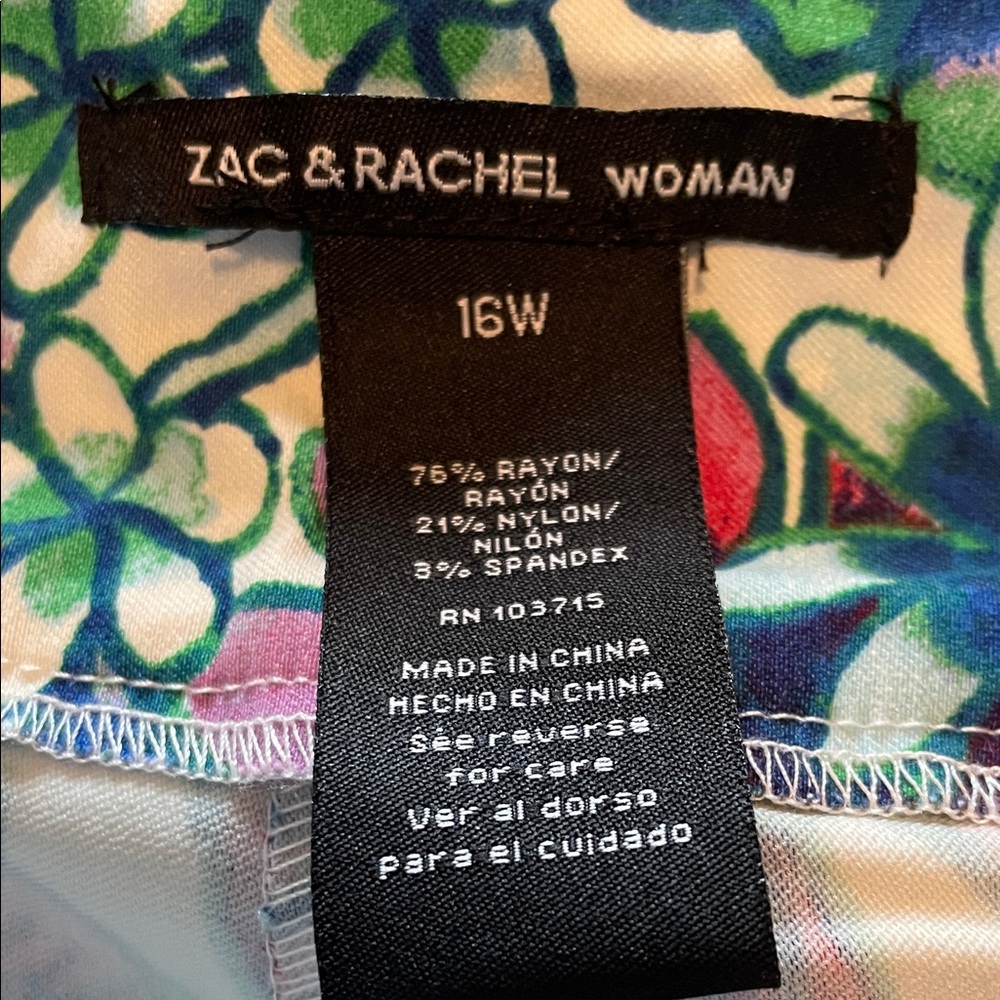 Zac & Rachel 16W blue/red/green floral skort. Tropical pockets spandex stretch - Picture 2 of 10